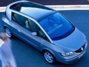 Renault Avantime. План: 1500 в год. Продано: 448 авто за 2 года