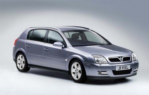 Vauxhall Signum. План: 8000 в год. Продано: 17 000 авто за 5 лет