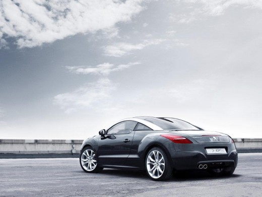 Геи назвали лучшим автомобилем Peugeot RCZ