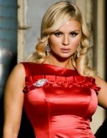 Анна Семенович готовиться отметить свои З0 лет