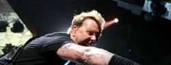 Фанаты Metallica подрались с полицией
