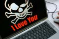 Microsoft назначил награду за создателя вируса