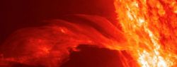 NASA показала снимки Солнца сверхвысокого разрешения (фото, видео)