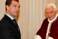 Папа Римский узнал, где живет Медведев