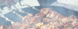 Шашлык с черносливом и прованскими травами