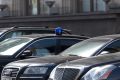 Чиновников лишат дорогих автомобилей