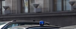 Чиновников лишат дорогих автомобилей
