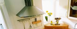 Маленькая кухня: простые решения сложной проблемы