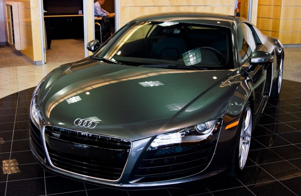 Audi R8