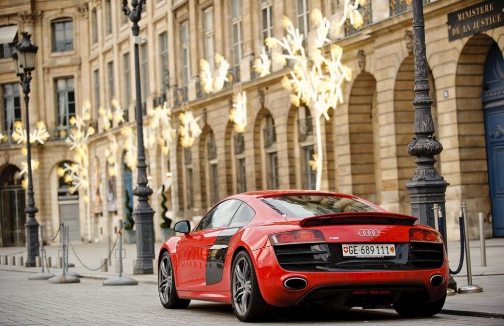 Audi R8 V10