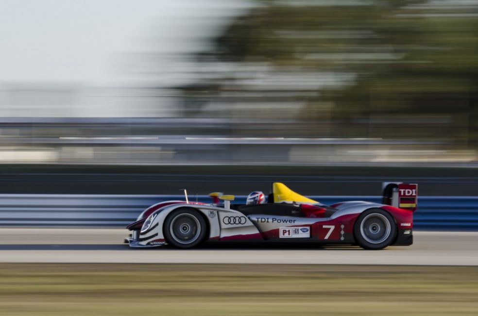 Audi R15