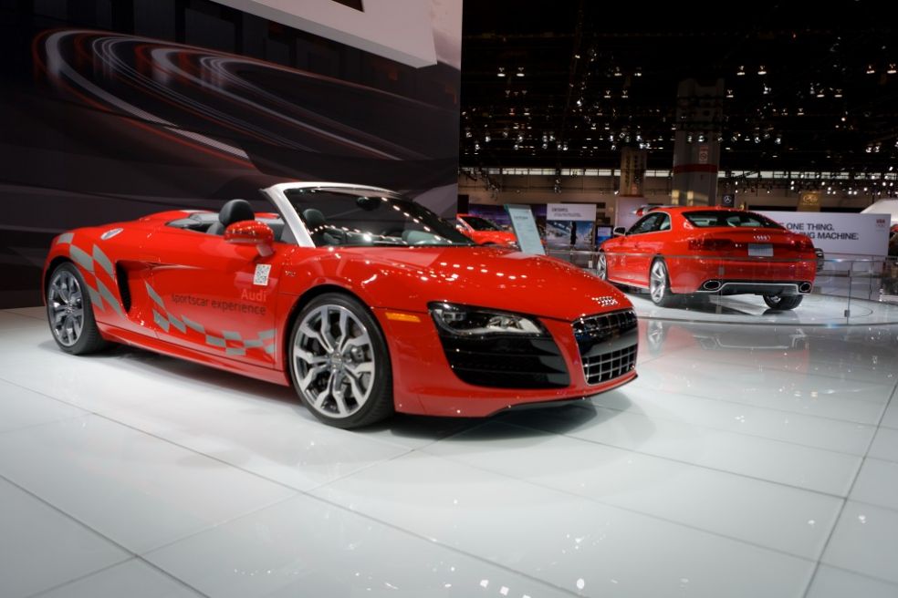 Спортивная модель Audi на автосалоне в Чикаго в 8 февраля 2012