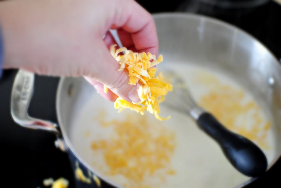 Макароны с сыром запеченные в горшочках фото-рецепт Макароны с сыром запеченные в горшочках фото-рецепт