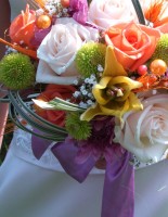 Choosing a wedding bouquet!
