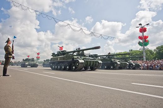 Минск — парад День независимости