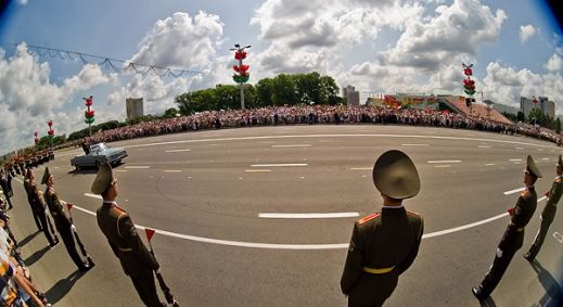 Минск — парад День независимости