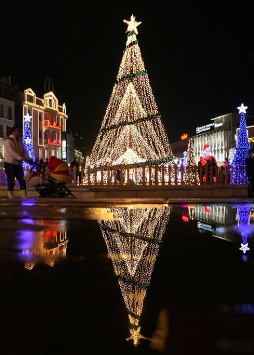 Новогодние елки мировых столиц