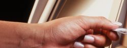 Замершие банкоматы на выдают деньги