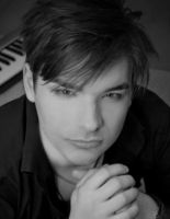 Андрей Колосов представит Беларусь на конкурсе исполнителей эстрадной песни "Витебск-2009"