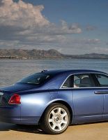 Rolls-Royce Ghost поступает в продажу