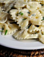 Макароны в сметанном соусе