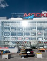 Плюсы и минусы покупки в АТЦ «Москва» или у частного лица
