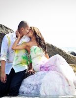 Фотосессия для смелых под названием: «Уничтожить свадебное платье!»