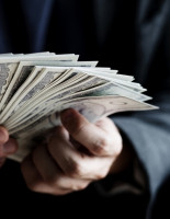 Чужие деньги как инструмент