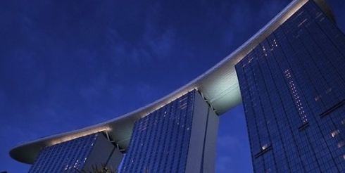 Сингапурское чудо света гостиница Marina Bay Sands