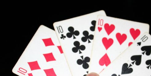 Тузы и шестерки, или Игра в карты по-тюремному