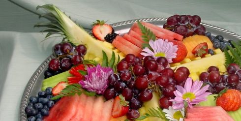 Фрукты для новогоднего стола: откуда они?