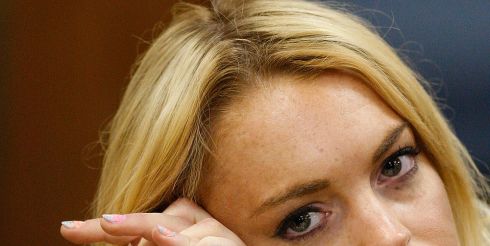 Линдси Лохан снова обвинили в воровстве