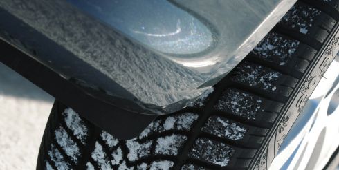 Шины зимние Goodyear эффективно справляются с управлением на сухих и мокрых покрытиях