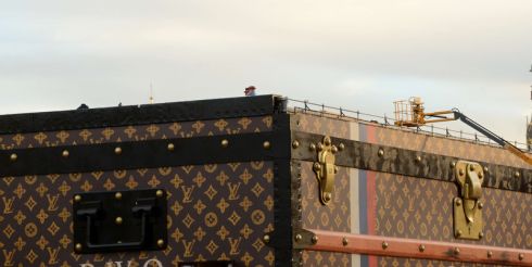 Резонанс от чемодана Louis Vuitton на Красной площади
