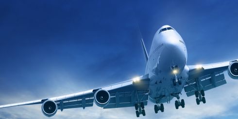 Почему в самолете закладывает уши