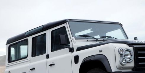 Внедорожник Land Rover Defender