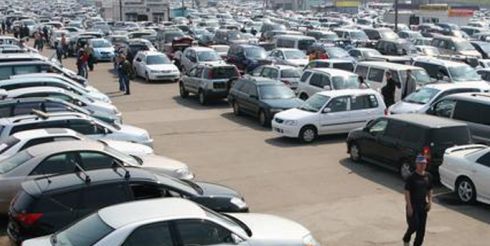 Авторынок Петербурга сокращается