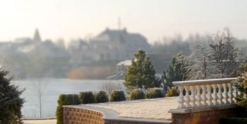 Уличные садовые скамейки