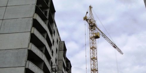 Два года люди не переплачивают за квартиры