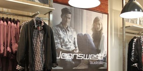 Jeanswest открыли новый магазин при участии Steel Design