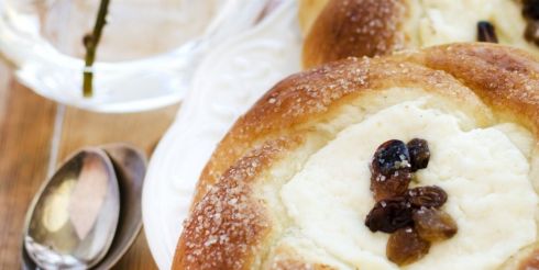 Ватрушки с творогом – лакомство, простое в приготовлении!