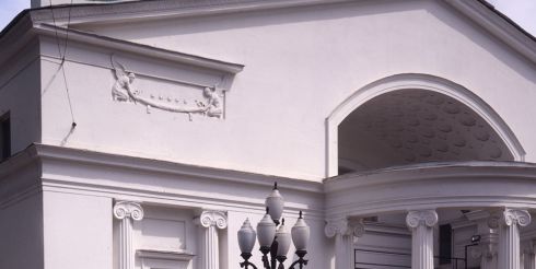 Весенняя афиша московских театров