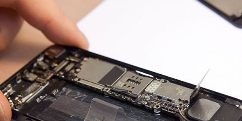 Особенности ремонта iPhone