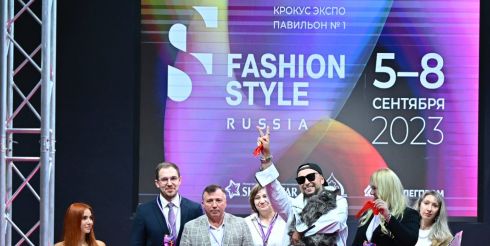 150 брендов, тренд-экскурсии и «дизайн-кот» Игоря Гуляева: в Москве открылась выставка FASHION STYLE RUSSIA