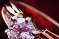 Кольцо с бриллиантами из золота — подарок, говорящий сам за себя