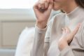Как бороться с осиплостью голоса – ключевым симптомом нового штамма коронавируса