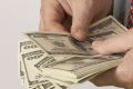 Из каких банков украинцы забирают деньги
