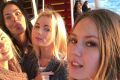 Как работают Party-girl за границей