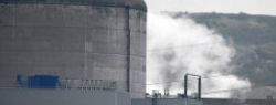Китай начал строительство первой в мире АЭС третьего поколения