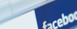 Соцсеть Facebook сделает из записей пользователей рекламную площадку